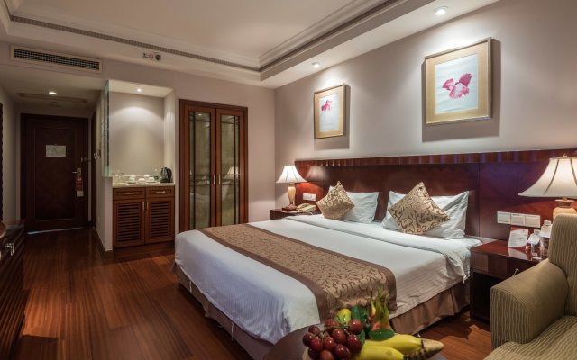 Bao Hong Hotel Sanya