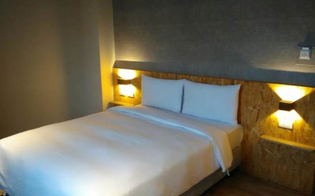 Win Inn Tainan Hotel II
