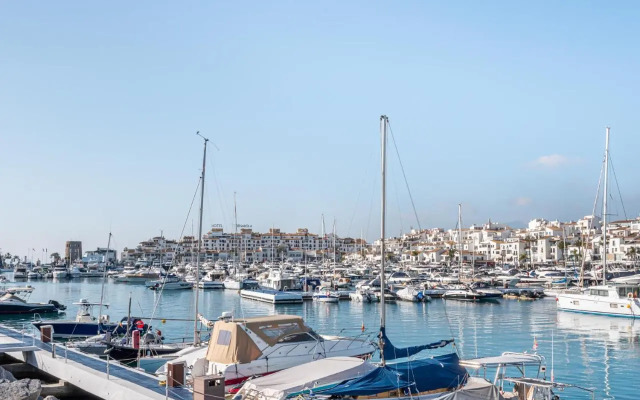 Beautiful 2 bed Apt with amazing views - RDR203