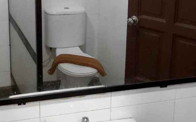 Tanjung Demong Beach Resort