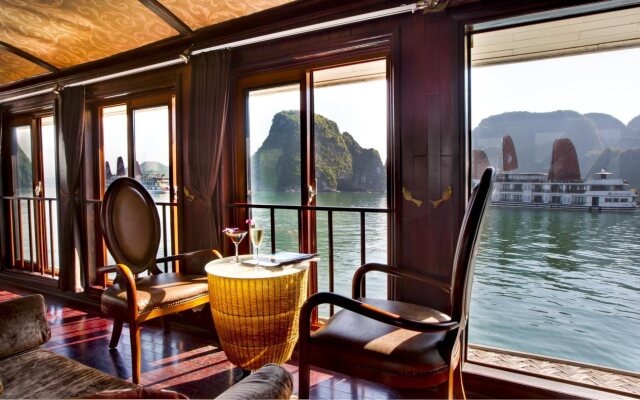 Pelican Halong Cruise