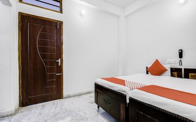 OYO 10572 Kalpataru Guest House