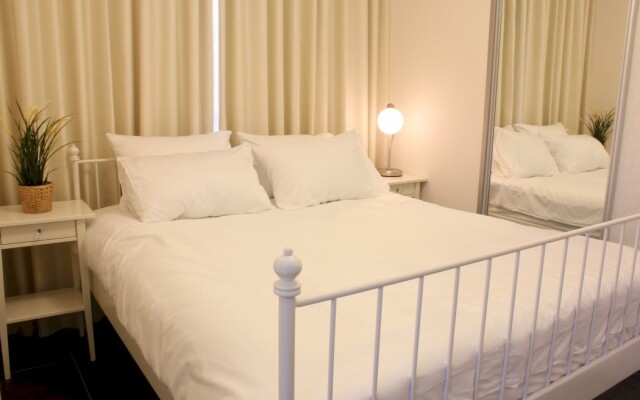 Tel Aviv Home