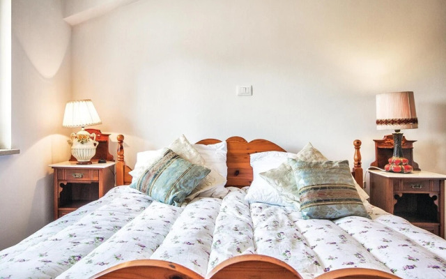 Stunning Home in Valtura With Jacuzzi, Wifi and 4 Bedrooms