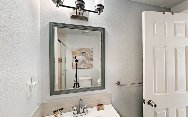 2310 Bradford Street Home