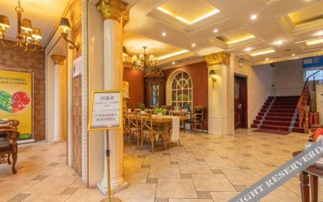 Tianjin Xiangjiang Holiday Hotel