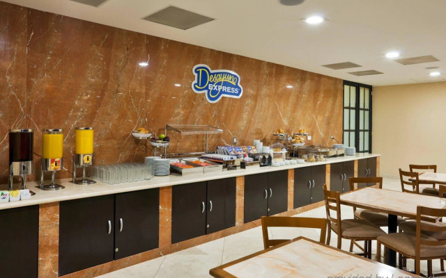 Holiday Inn Express Mexico Santa Fe by IHG