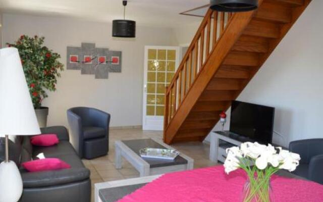 House Du Domaine Darragon 2