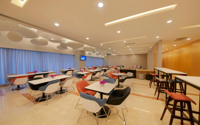 Holiday Inn Express Zhengzhou Zhengdong by IHG