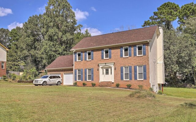 Pet-friendly House w/ Deck in Lawrenceville