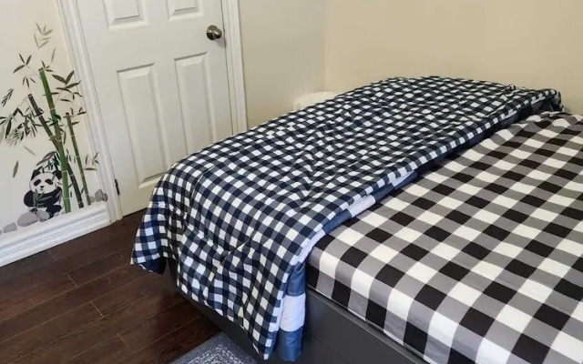 Room-double Room 2 Brampton Toronto Cana