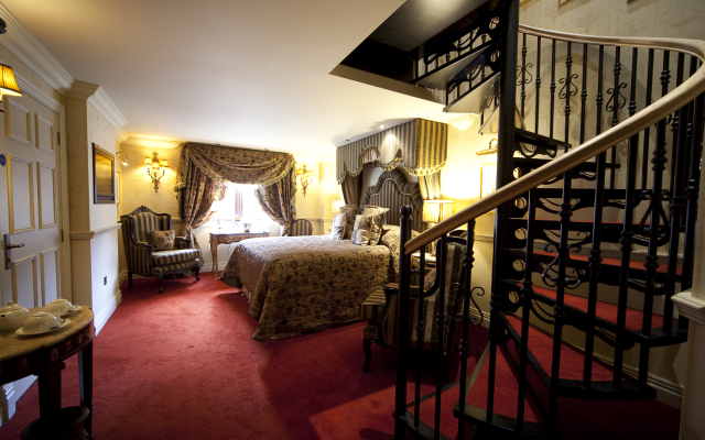 Coombe Abbey Hotel