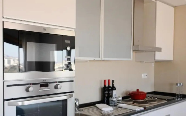Panoramic Living