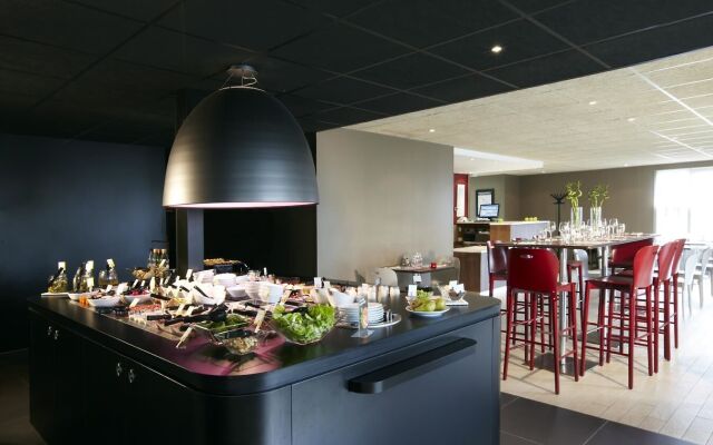 Hotel Campanile Auxerre - Monéteau