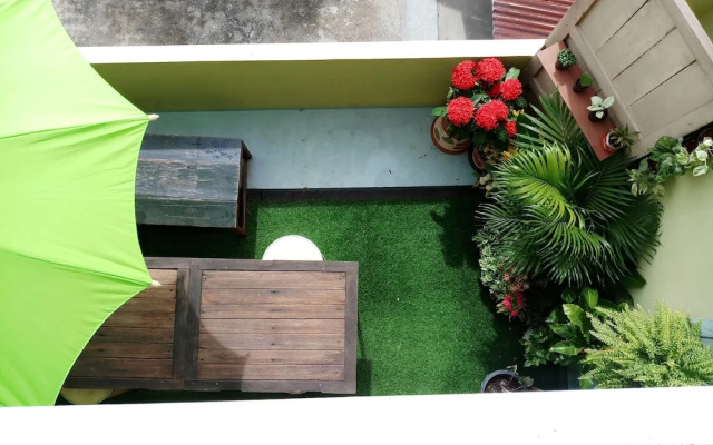 Charming House - Hostel