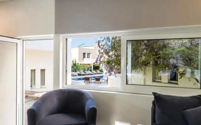 Forum Suites