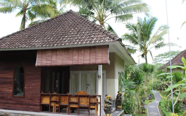 Pondok Tepi Sungai