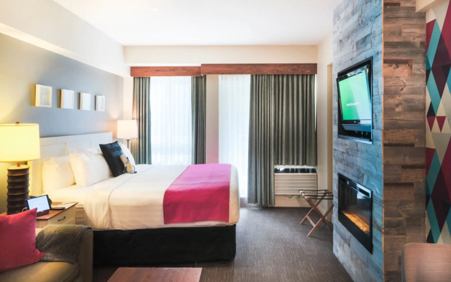 Summit Lodge Boutique Hotel