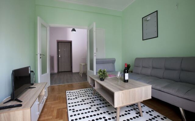 Nice Cute Apartment  in the Center of Athens
