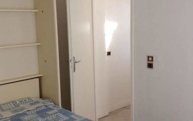 House With 2 Bedrooms in Sainte-marie-de-ré, With Furnished Terrace an