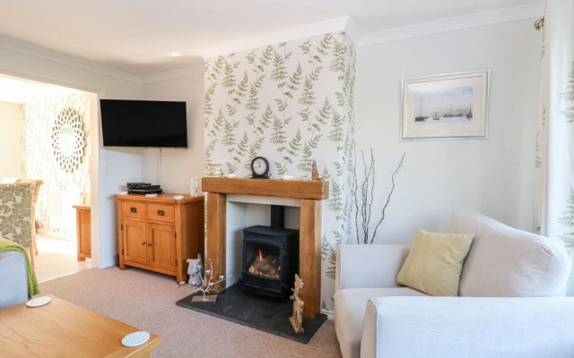 4 Bryn Seiri Road