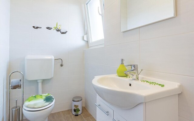 Awesome Home in Skatari With Wifi and 2 Bedrooms