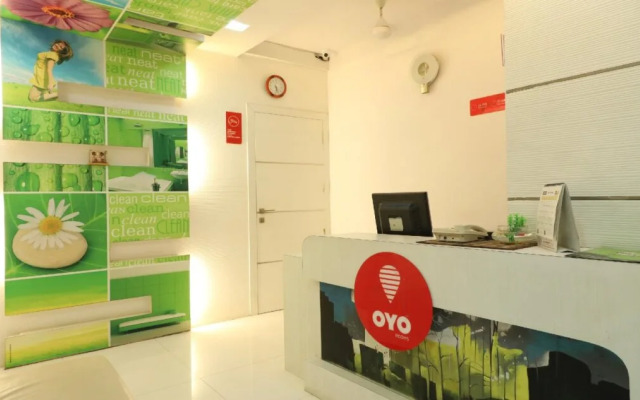 Oyo 22903 Sukoon Service Apartments