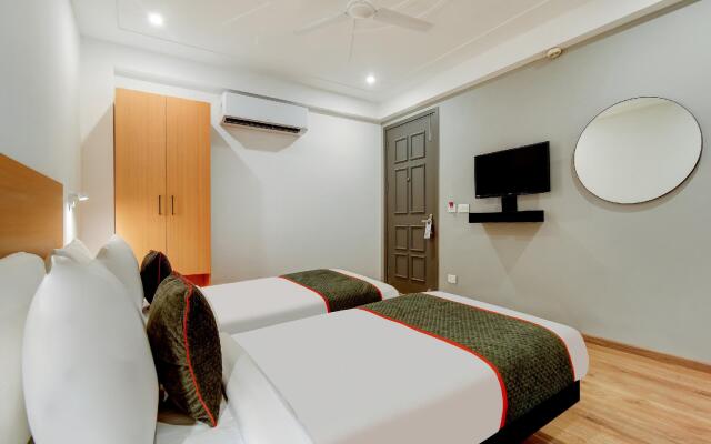 OYO Townhouse 219, Sector 49, Gurgaon