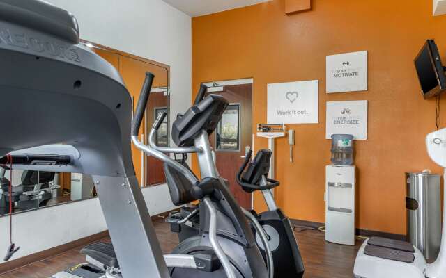 Comfort Suites Savannah Gateway I-95