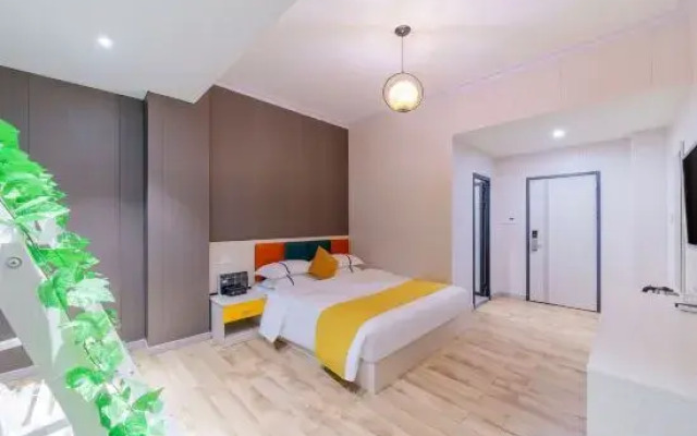 Foshan Yijia Apartment (Nanhai Xinhe Square)