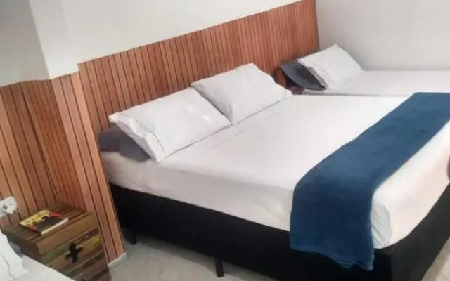 Hostel Rosa de Saron