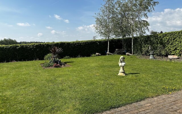 2 Bed Chalet on Working Farm