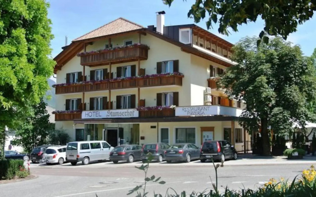 Hotel Stamserhof
