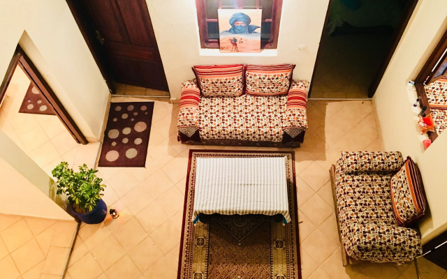N12 Hostel