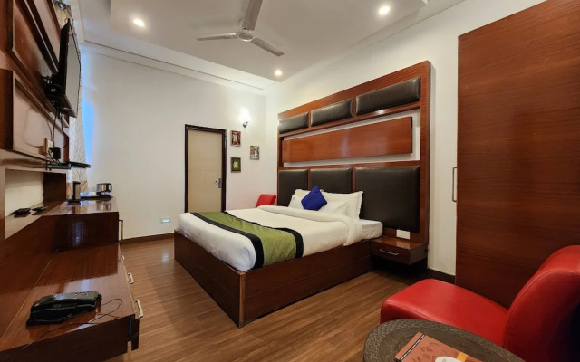 Hotel Bliss