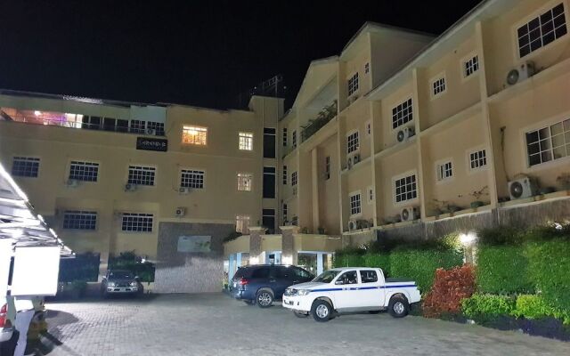 Serendib Hotel And Suites