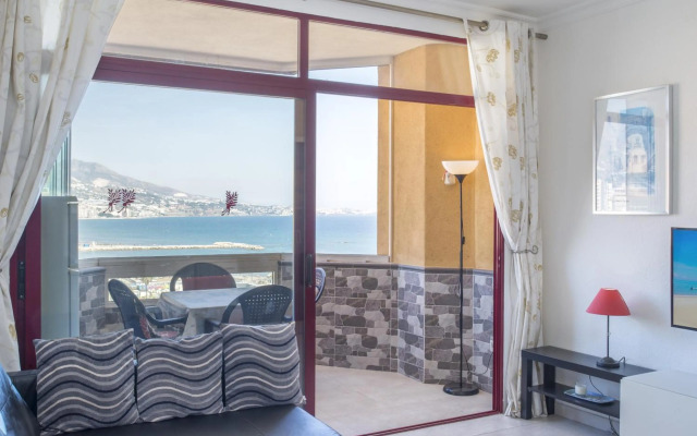 Stunning Marina view apartment