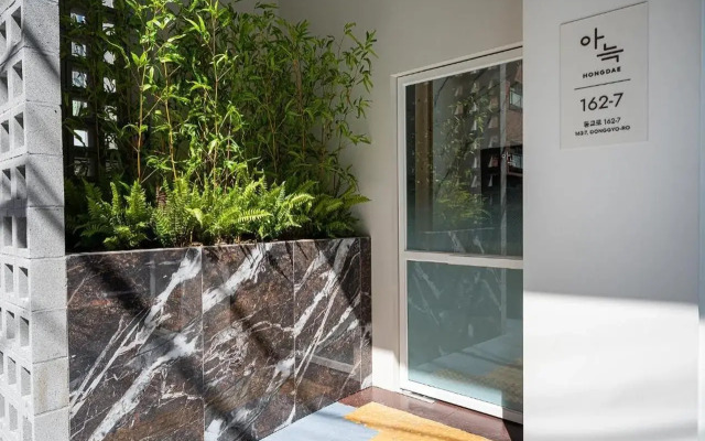 Aank Hotel Hongdae