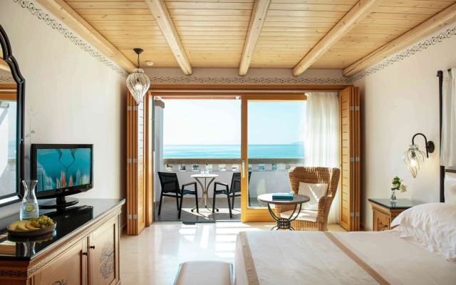 Отель Mitsis Selection Blue Domes