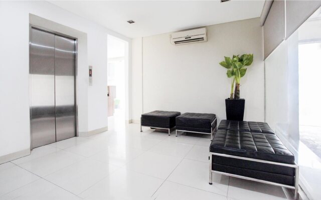 LeGreen Suite Gatot Subroto