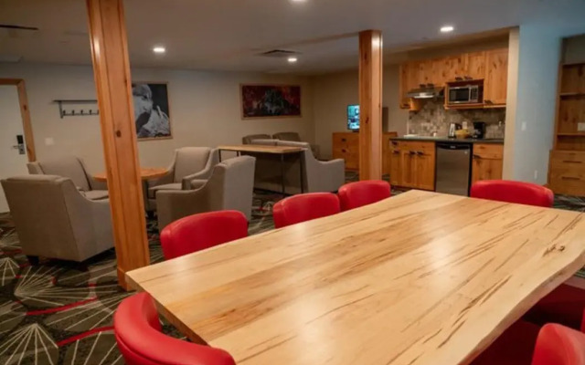 Irwin's Mountain Inn