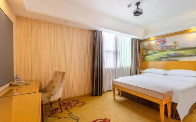 Vienna Hotel （Shenzhen Bantian Guangyayuan Station）