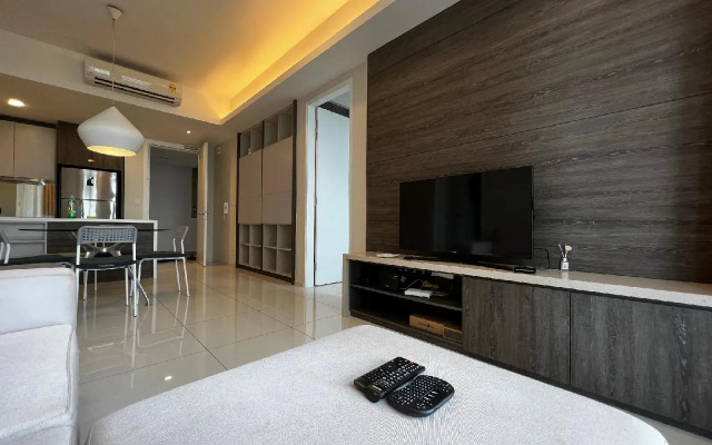 The Robertson Bukit Bintang by San Eclipses