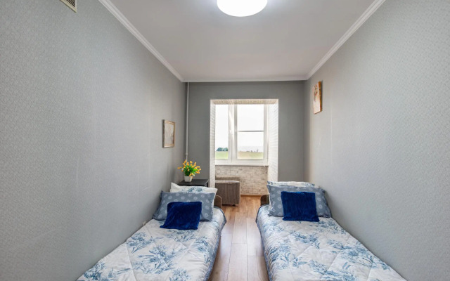 Апартаменты на Леселидзе 10