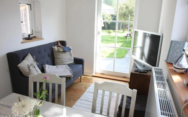 Omi-Zingst - Haus Dora