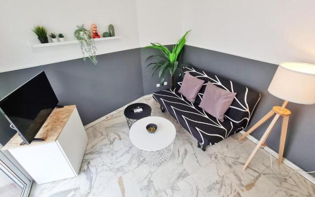 GregBnb-com - T2 Pleine Ville - CLIMATISE - BALCON - 1