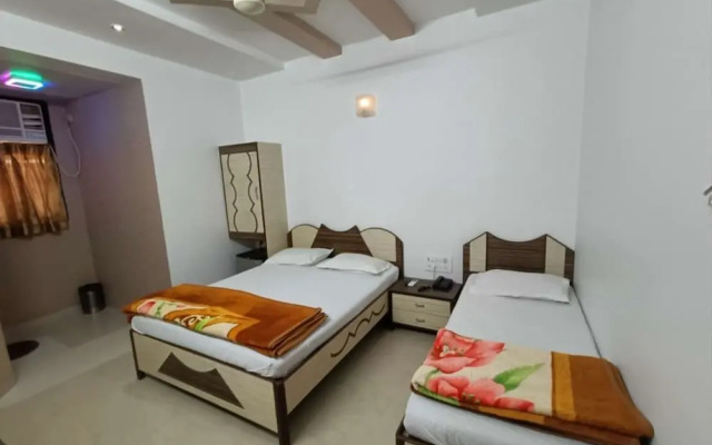 OYO 3552 Hotel Broadway