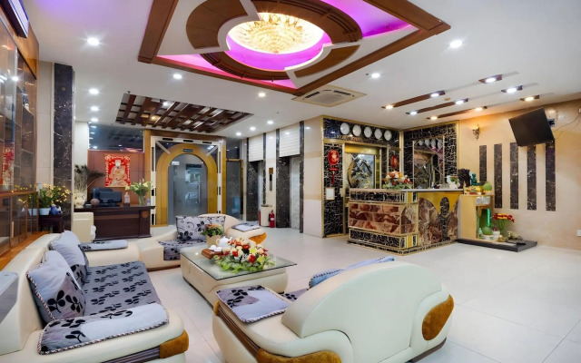 Boss Palace Hotel