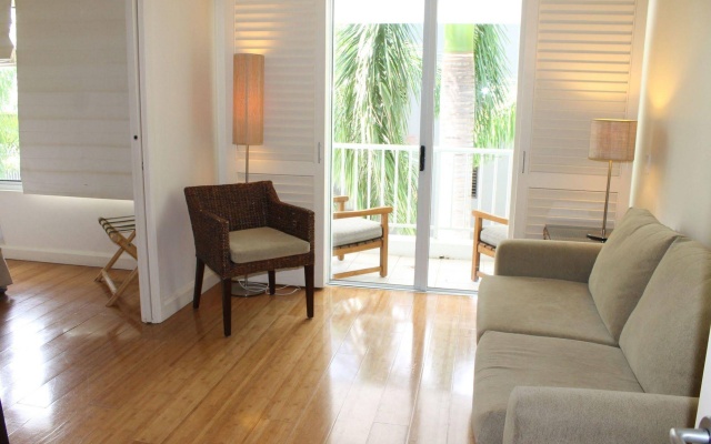 The Boutique Collection at the Beach Club Luxury Private Apartments – Guest Rooms – Cairns