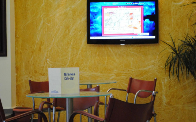 Glaros Hotel